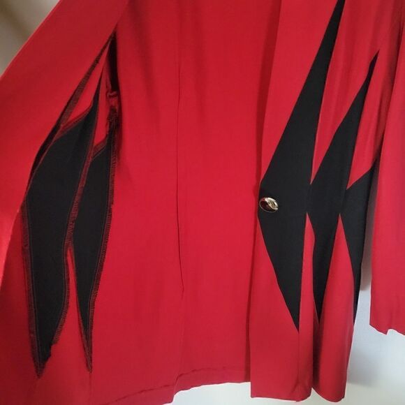 Vintage Emblem Red & Black Snazzy Jacket - Picture 3 of 10